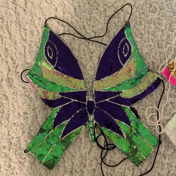 Butterfly tie sequin tops - Picture 2 of 3